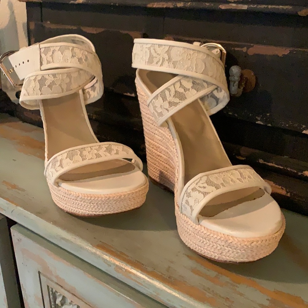 Never Worn Stuart Weitzman Wedges . - image 1